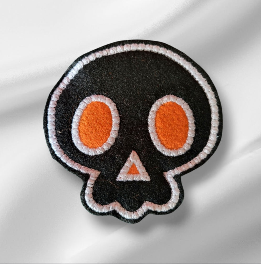 Handmade skull cat toy