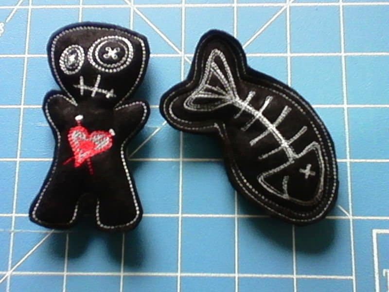 horror pals felt cat toy with catnip